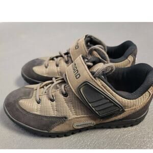 Shimano Cycle Shoes Size 7  - 7.5 EU38 Manual and cleat cover cleat clips